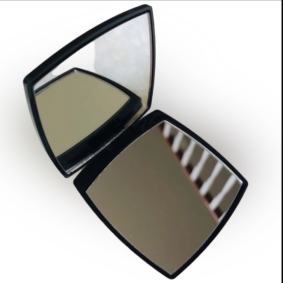 NIB CHANEL Double Mirror With Velvet Cover - Picture 7 of 8